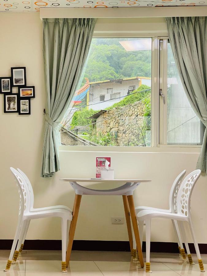 Zucuo Homestay Nangan Esterno foto