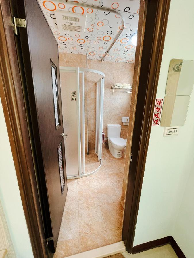 Zucuo Homestay Nangan Esterno foto