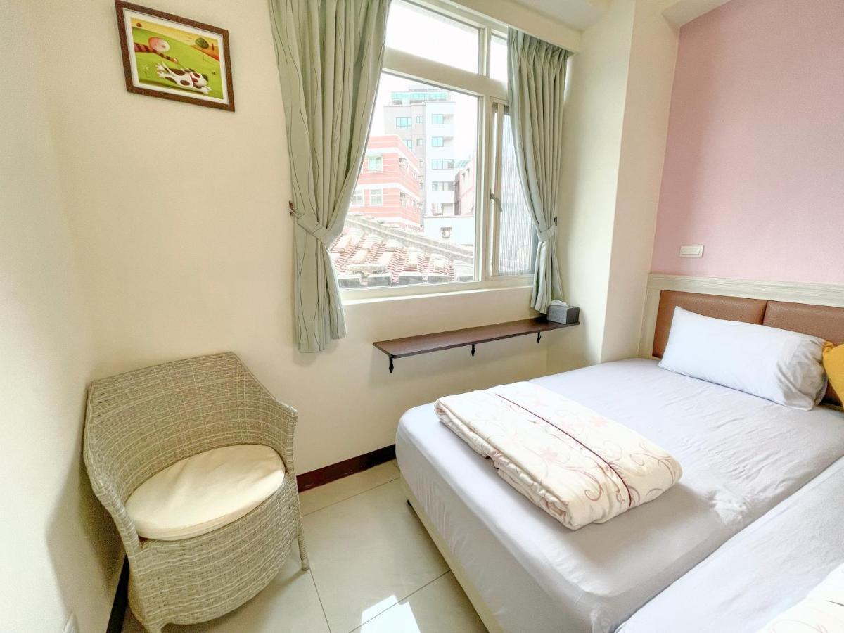 Zucuo Homestay Nangan Esterno foto