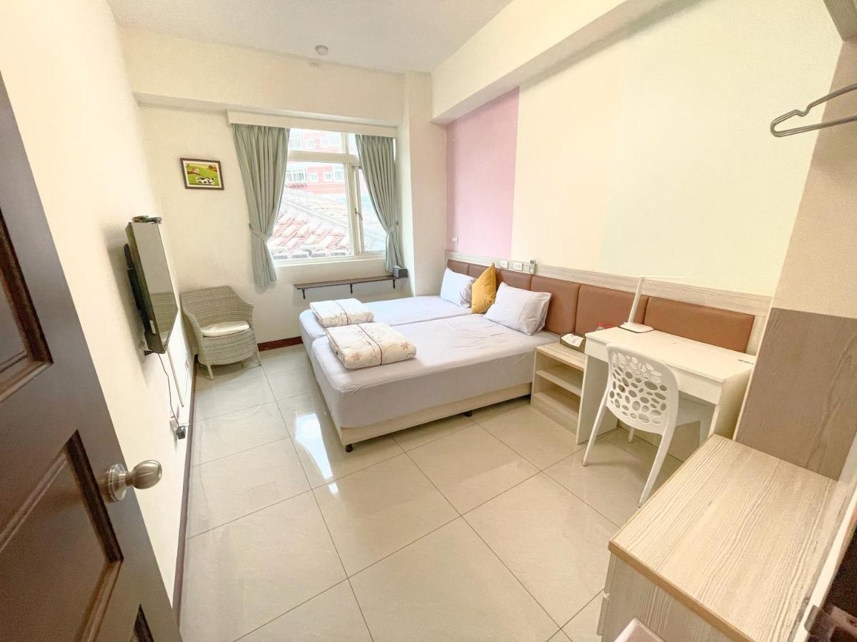 Zucuo Homestay Nangan Esterno foto