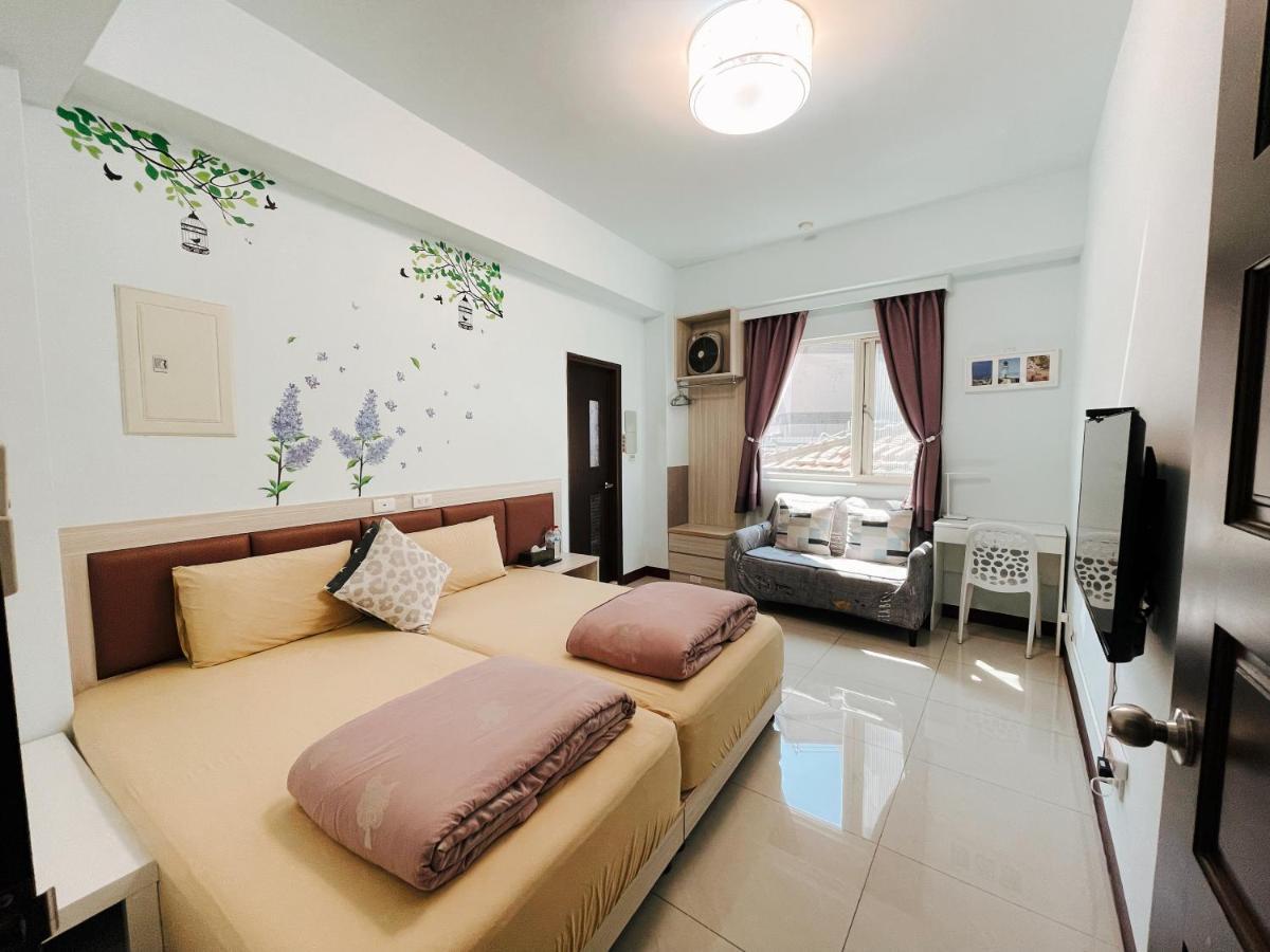 Zucuo Homestay Nangan Esterno foto
